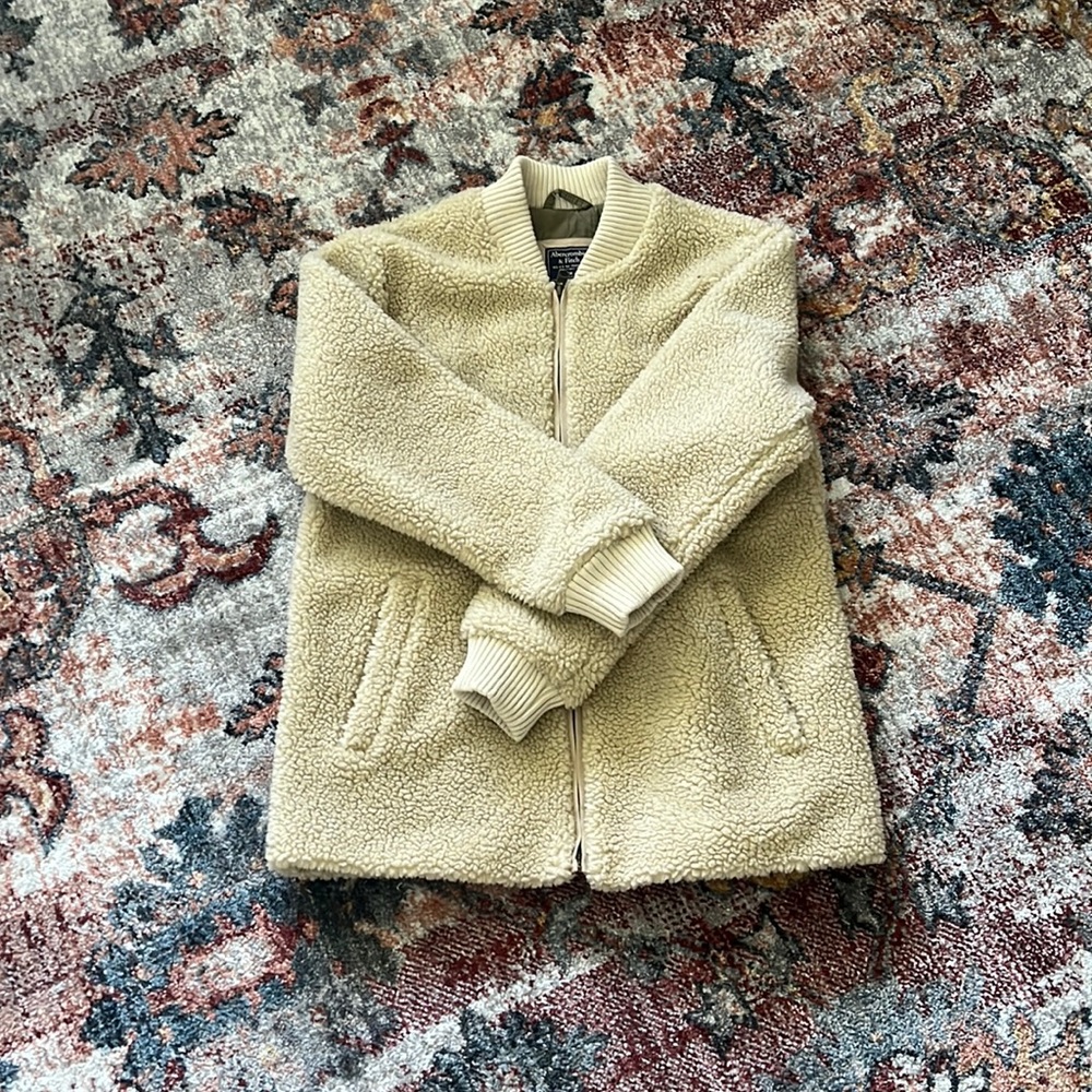 Abercrombie & Fitch Sherpa bomber jacket size medium